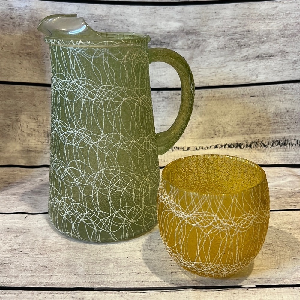 Color Craft Corp Green Spaghetti String Pitcher and Roly Poly Glass‎